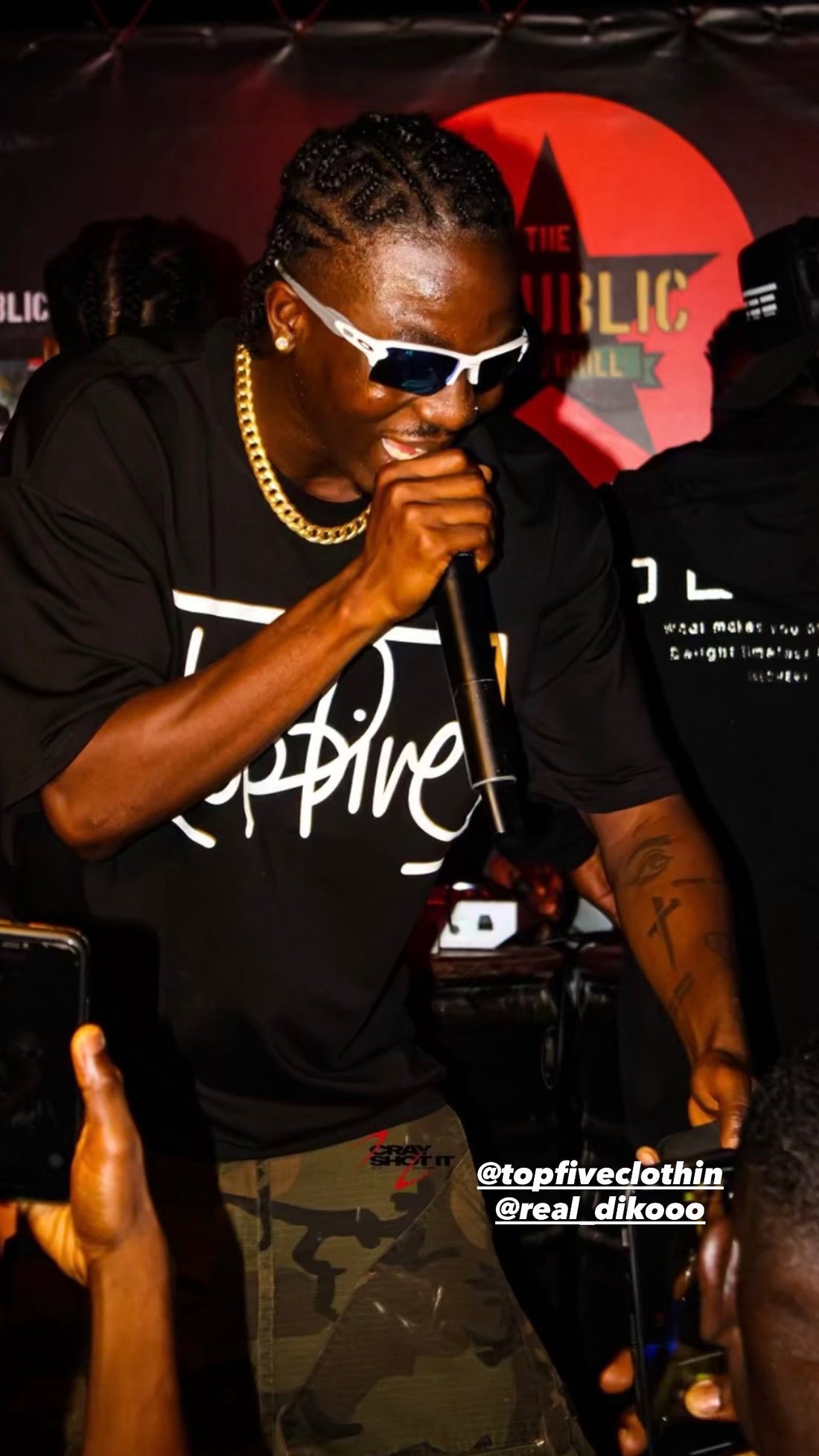 Dikoo Lights Up the Stage in the TOPFIVE Signature Tee - TOPFIVE CLOTHING